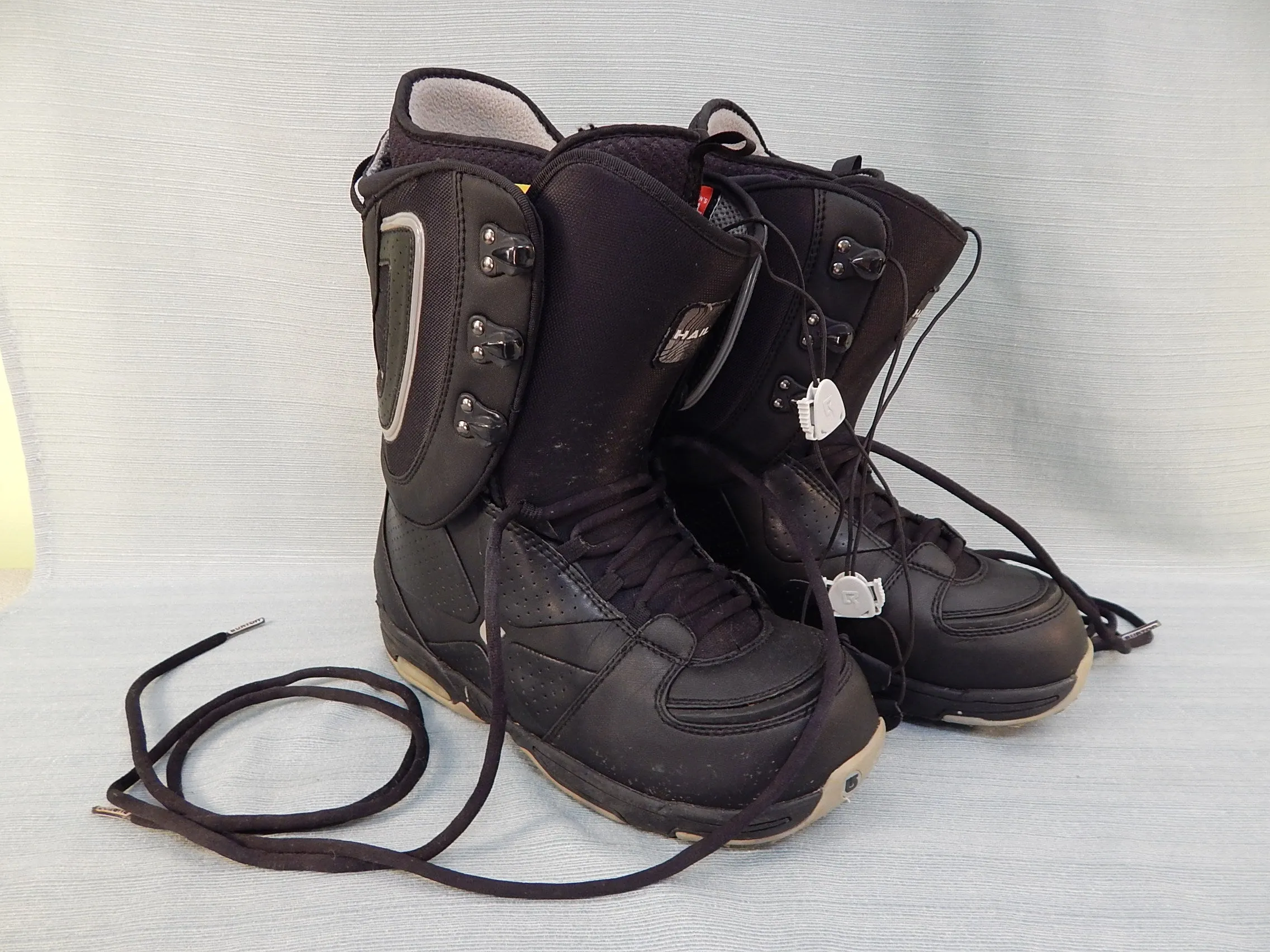Burton Hail Men's Snowboard Boots, Size 10.5