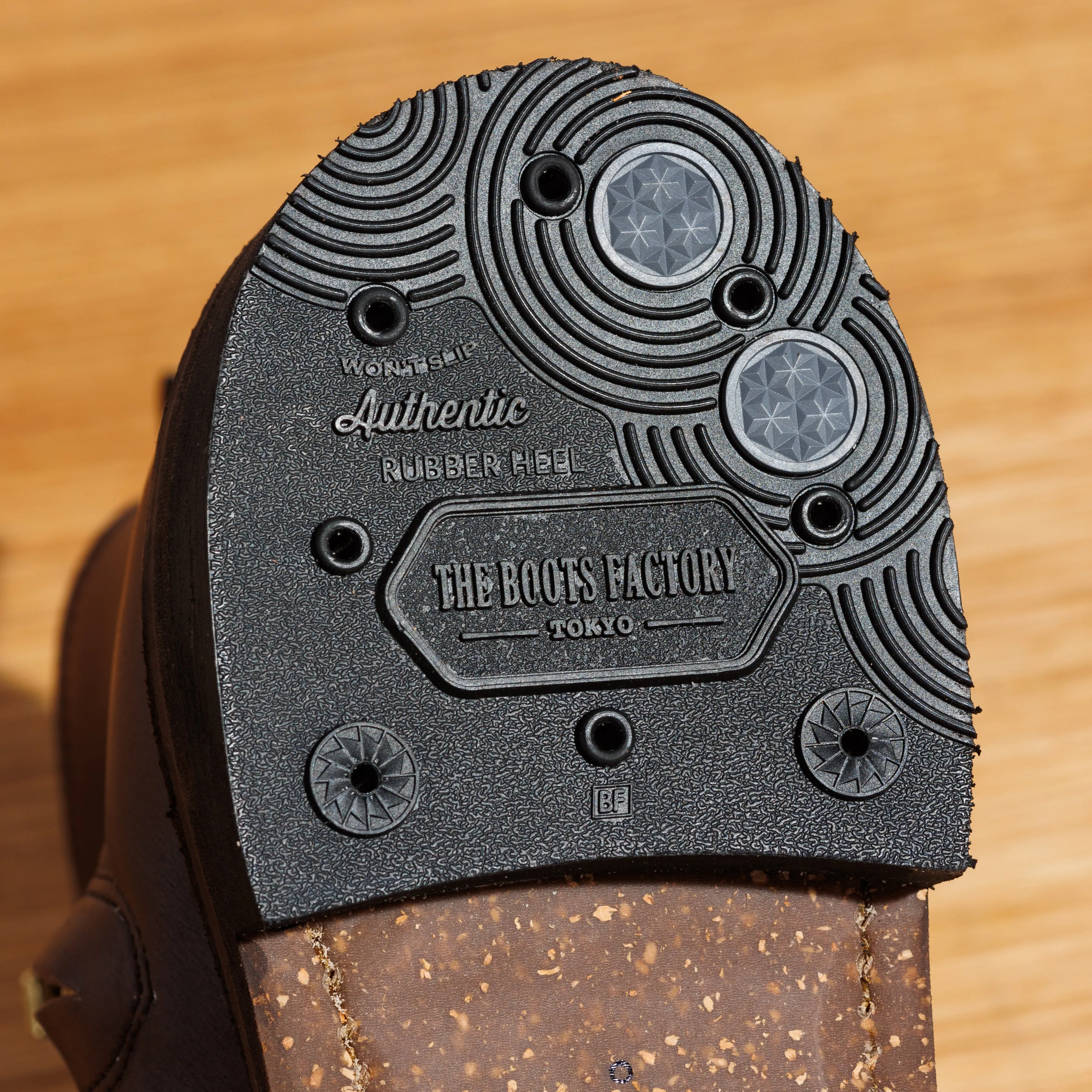Casper Side Zip Boot - Brown Oil