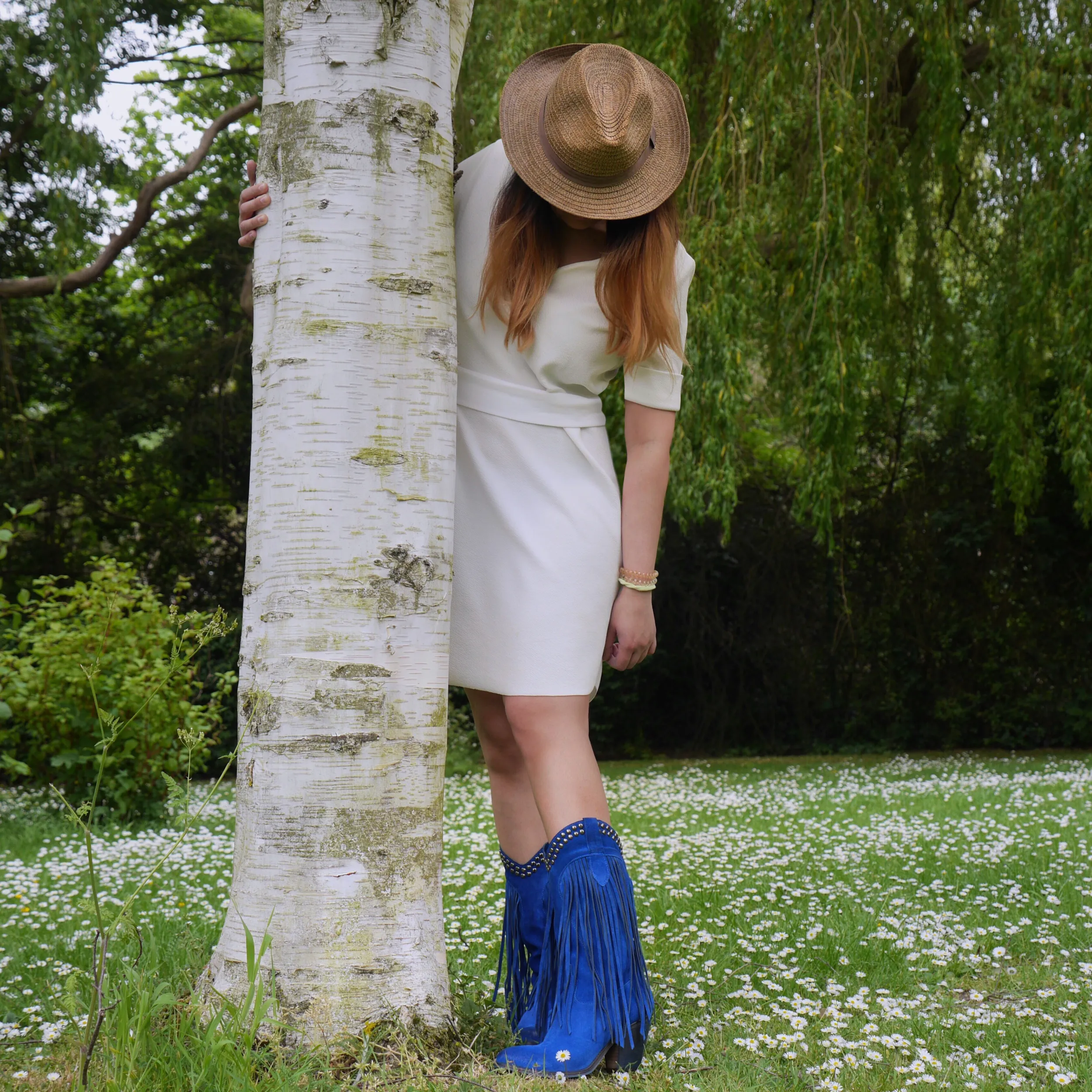 FLOR09 - Electro Blue Fringe