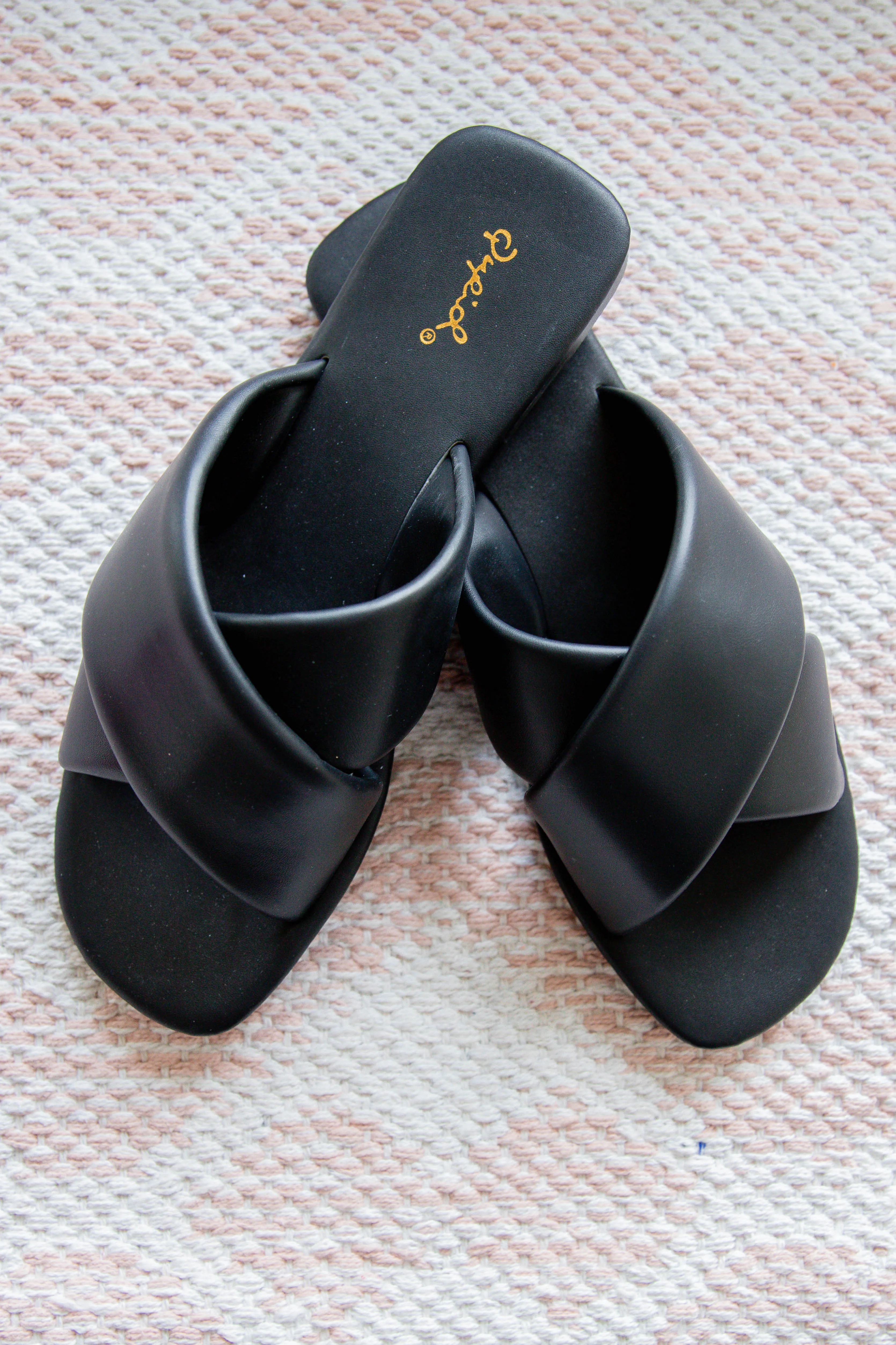 Ivy Sandals