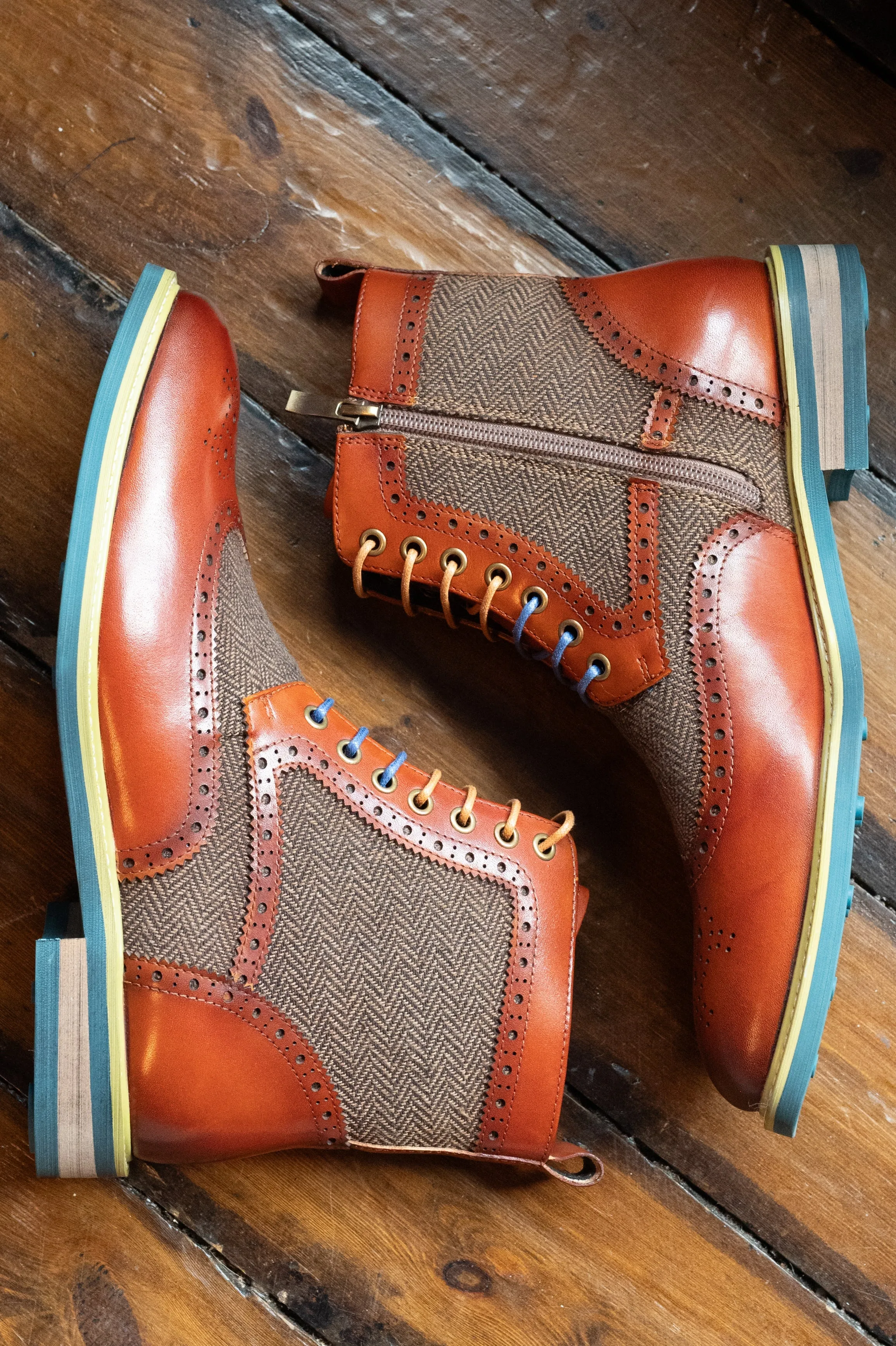 Justin Reess Hi Kennedy Brown Tweed Boots