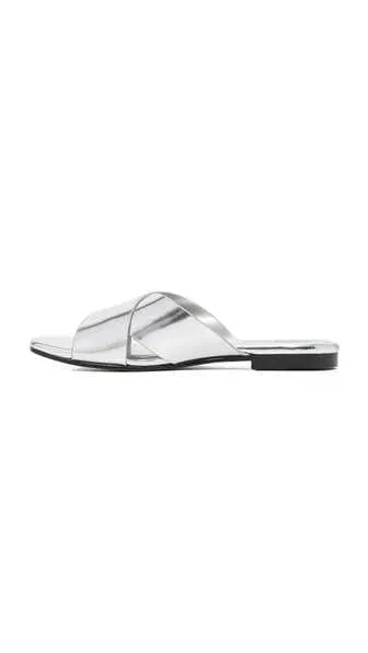 Karlo Sandal