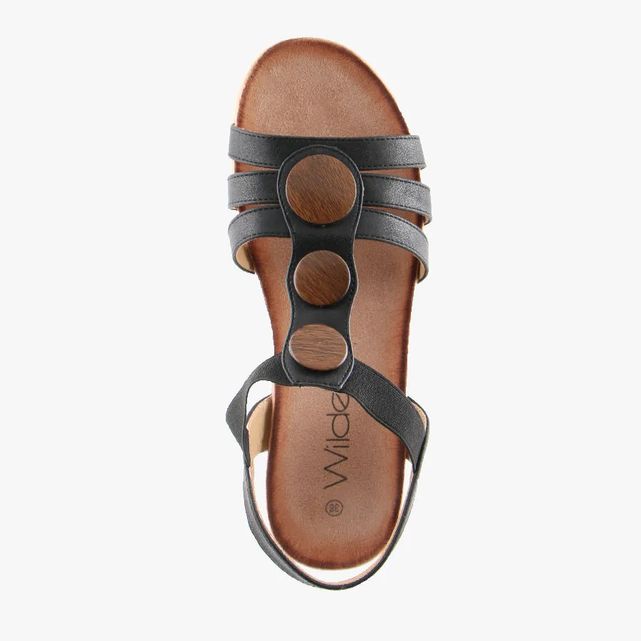 SAURA BLACK