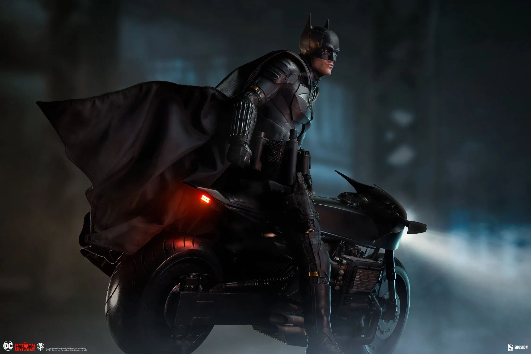 Sideshow Collectibles The Batman Premium Format Figure