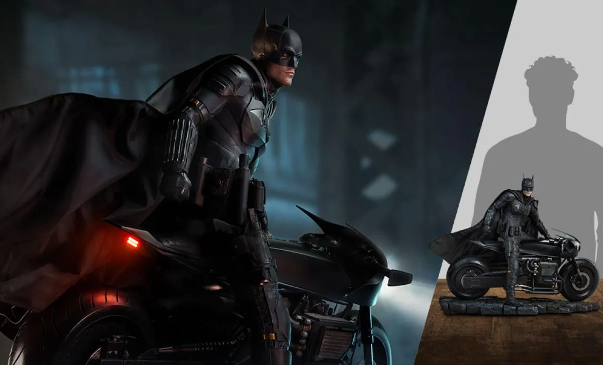Sideshow Collectibles The Batman Premium Format Figure