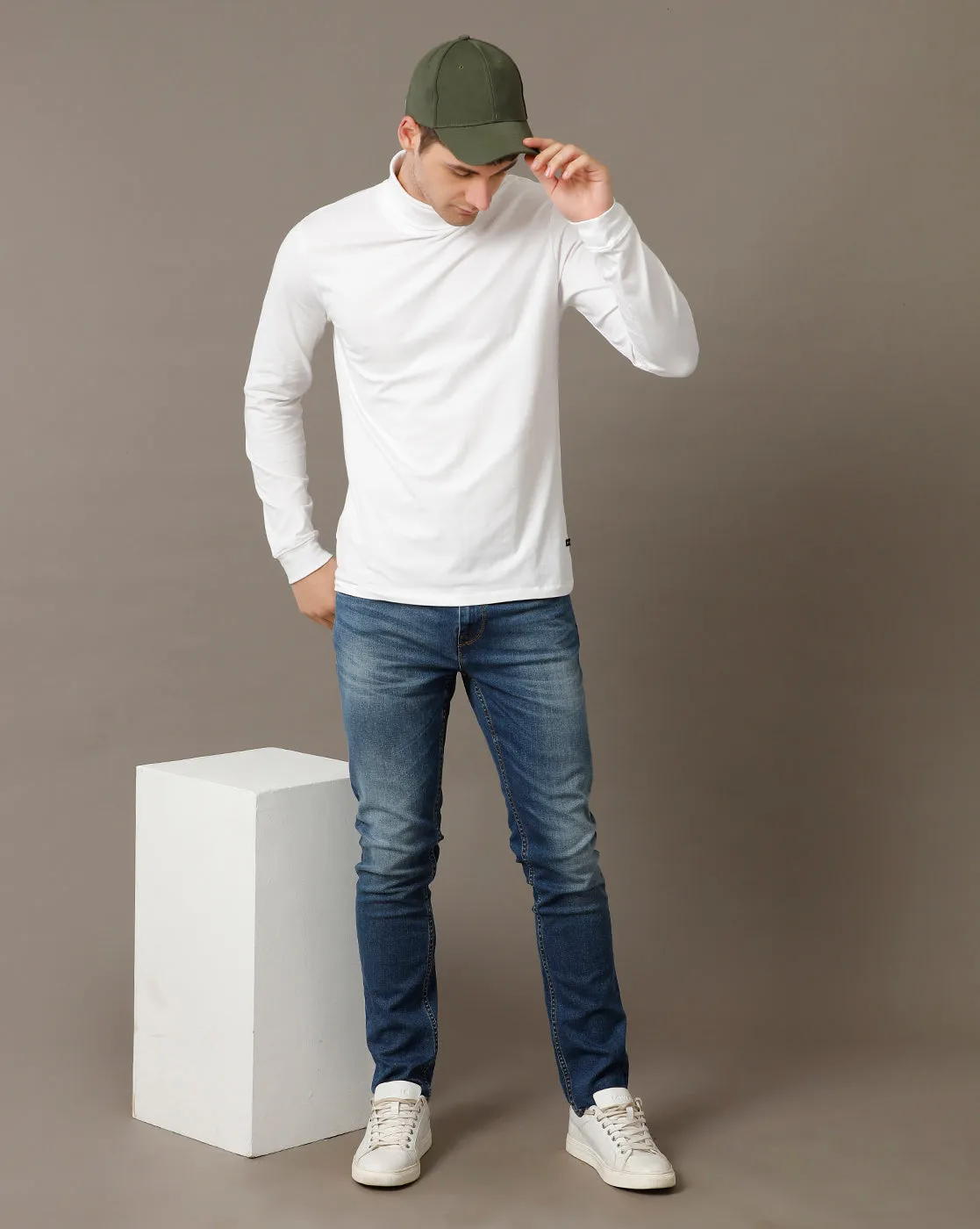 Voi Jeans Mens White Regular Fit Full Sleeve Cotton T-Shirt
